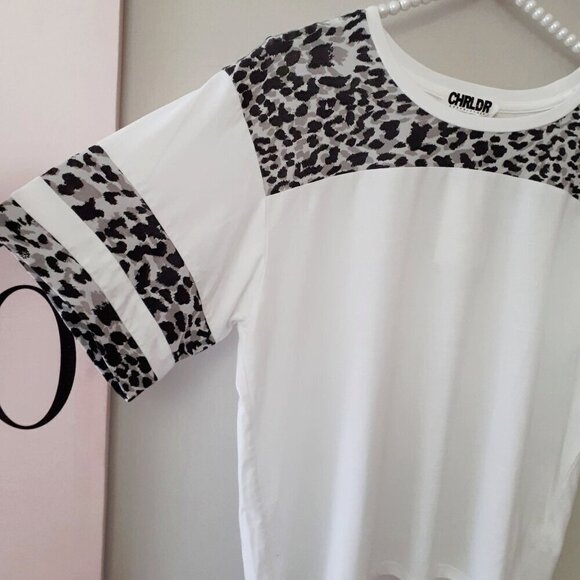 NWT CHRLDR grey leopard detail white football t-shirt, S - Picture 9 of 9